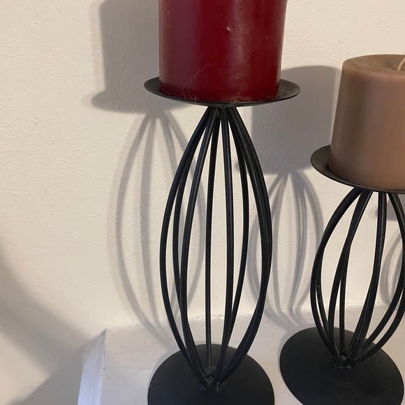 🕯️ Set of Candle Holders with Candles 🕯️ - Picture 2 of 6